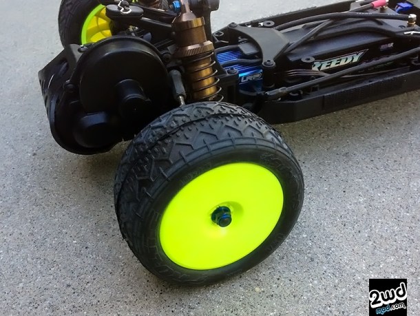 large_595_Kyosho_Axle